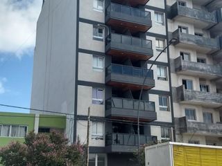 Foto 4 de Bº GRAL PAZ -MUY LUMINOSO C/ BALCON EDIFICIO C/ PISCINA Y ASADORES