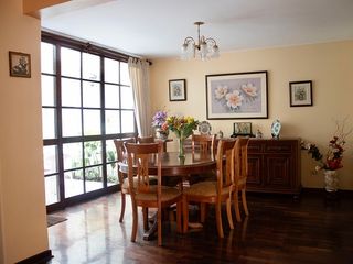 Foto 6 de EXCELENTE CASA EN CONDOMINIO SAN BORJA LISTA PARA HABITAR