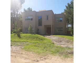 Foto 1 de COSTA ESMERALDA - RESIDENCIAL I 404 - ALQUILER