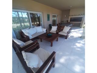 Foto 21 de COSTA ESMERALDA - RESIDENCIAL I 404 - ALQUILER