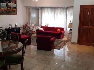 Foto 4 de Chalet en Venta en Quilmes Oeste