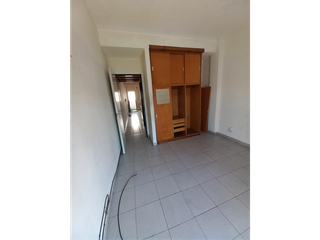 Foto 4 de LOCAL Y DEPARTAMENTOS VENTA