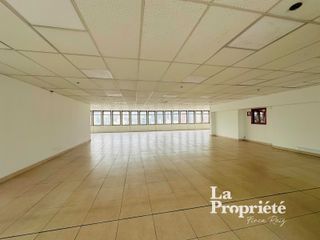 Foto 3 de oficina en arriendo en centro internacional. Cod A206