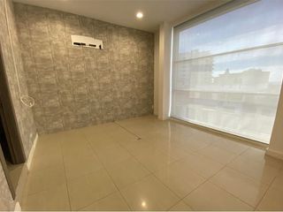 Foto 11 de edificio de oficinas de venta en manta
