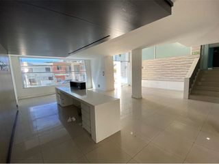 Foto 5 de edificio de oficinas de venta en manta