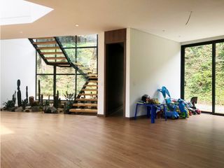 Foto 8 de Casa en Arriendo Loma del Escobero Envigado