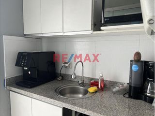Foto 16 de ****** Disponible a partir del 02 de Mayo****** 

En el exclusivo Edificio Corporativo CENTRUM, esta oficina ofrece la combinación perfecta de ubica