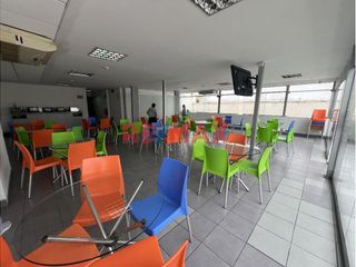 Foto 15 de ****** Disponible a partir del 02 de Mayo****** 

En el exclusivo Edificio Corporativo CENTRUM, esta oficina ofrece la combinación perfecta de ubica