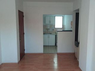 Departamento en venta - 2 dormitorios 1 baño - 50mts2  - La Plata