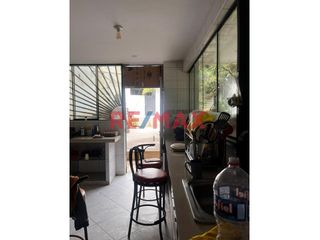 Foto 21 de 🌟 ¡Oportunidad Única de Inversión! 🌟

📍 Ubicación Privilegiada: Mz. L15 Lte. 2 Virgen del Socorro - Parque Industrial, La Esperanza 13013, Perú.