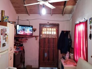 Foto 3 de VENDO CASA EN TOLOSA, LA PLATA.
