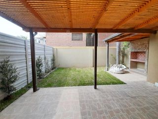 Venta - casa a estrenar en Rincon de Milberg, Tigre.