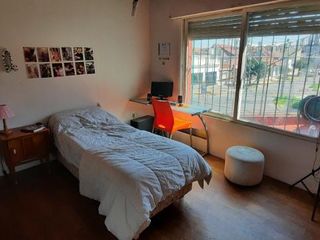 Departamento en venta - 4 Dormitorios 2 Baños - 140Mts2 - Villa Domínico, Avellaneda