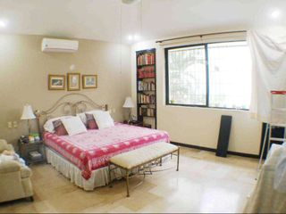 Foto 9 de Venta Departamento Loft en Santa Cecilia 4 dormitorios sector Ceibos Guayaquil - D060