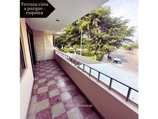 Foto 12 de VENDO LINDA CASA EN ESQUINA EN URB LA NORIA