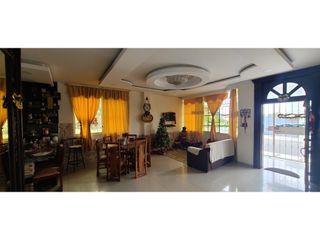 Foto 3 de En venta casa amplia sector Parroquia Eloy Alfaro Manta