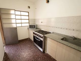Foto 10 de VENTA CHALET 3AMB COCHERA Y FONDO. LOMAS DE ZAMORA
