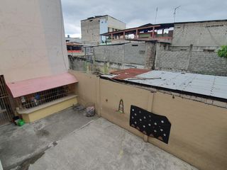Venta/Alquiler de Edificio Comercial Esquinero en Centro/Sur (LC)