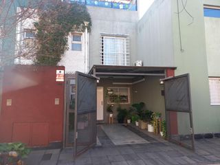 Venta duplex 3 niveles 70m2 en Piñeyro,Avellaneda