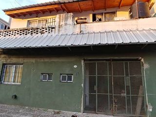 Foto 1 de Casa en venta en Lanus Oeste