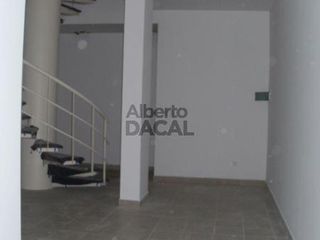 Local en Venta en 47/10 y 11 La Plata - Alberto Dacal Propiedades