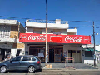 Foto 1 de Venta de Local y departamento de 4 ambientes Casanova