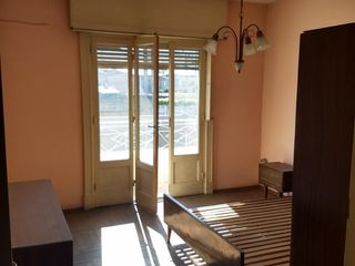 Foto 12 de Venta de Local y departamento de 4 ambientes Casanova