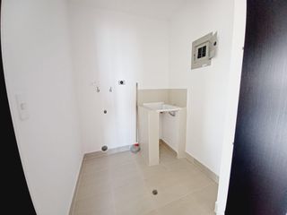Ponceano, Departamento en renta, 125 m2, 3 habitaciones, 3 baños, 2 parqueaderos