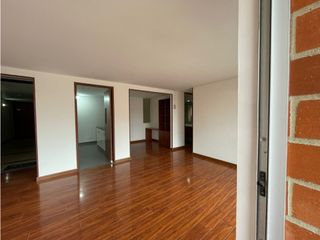 Apartamento Exclusivo en Granada Club Residencial: Comodidad y Estilo