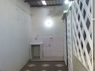 Foto 8 de SE VENDE CASA ESQUINERA EN MUCHO LOTE 1 ETAPA 6 (ATRAS DE LA FERIA DE CARROS)