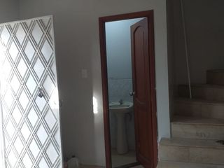 Foto 3 de SE VENDE CASA ESQUINERA EN MUCHO LOTE 1 ETAPA 6 (ATRAS DE LA FERIA DE CARROS)