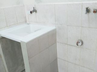Foto 2 de SE VENDE CASA ESQUINERA EN MUCHO LOTE 1 ETAPA 6 (ATRAS DE LA FERIA DE CARROS)