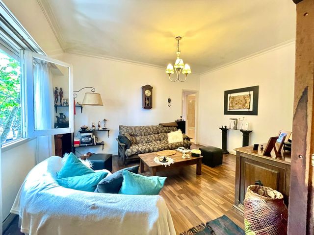Venta Ph 3 ambientes con dependencia La Perla