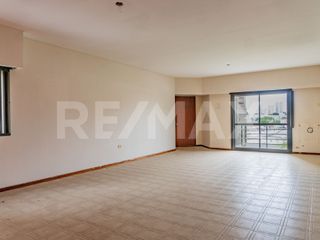 Dpto 3 dorm c/ cochera en Atlas del Parque III