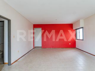 Dpto 3 dorm c/ cochera en Atlas del Parque III