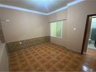 Foto 3 de Casa Rentera de venta al Norte de Manta