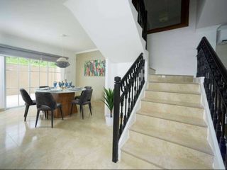 Foto 7 de Venta de Casa 4 dormitorios en Urb. Casalaguna a 5 min. C.C Dorado, La Aurora