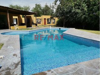 Foto 3 de Casa de Campo en Venta: Condominio La Toscana - Chincha

Ubicación: Condominio La Toscana, El Carmen, Chincha
Antigüedad: 12 años
Área de Terreno