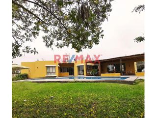 Foto 2 de Casa de Campo en Venta: Condominio La Toscana - Chincha

Ubicación: Condominio La Toscana, El Carmen, Chincha
Antigüedad: 12 años
Área de Terreno