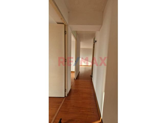 Departamento en Venta en Breña - Więcej