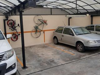 SEMIPISO CON COCHERA EN VENTA EN VILLA URQUIZA - EDIFICIO DE CATEGORIA