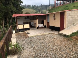 Casa en venta en Vereda Manzanillo cerca a Euro de los Bernal