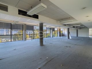 Oficina de 290 m2 en Alquiler ubicada en ¨Dock del Sol¨ Incluye 3 Cocheras - Puerto Madero