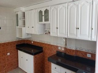 Foto 6 de CLUB LOS CHILLOS, vendo casa independiente, 1.200m2 de terreno y 460m2 de construcción, 5 alcobas, suite independiente
