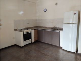 Foto 4 de DEPARTAMENTO CENTRICO EN EL BOLSON CA-286