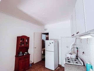 Casa en venta - 3 Dormitorios 3 Baños - Estudio - 189Mts2 - La Plata
