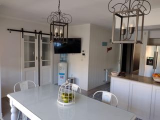 MODERNA CASA EN VENTA EN MARCOS PAZ