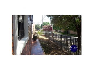 Foto 5 de VENTA- CASA ESQUINA 3 DORMITORIOS- BARRIO ANEXO ROSEDAL