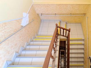 Foto 5 de Se Vende Edificio De Cuatro Pisos En Excelente Zona Comercial De 140 M2