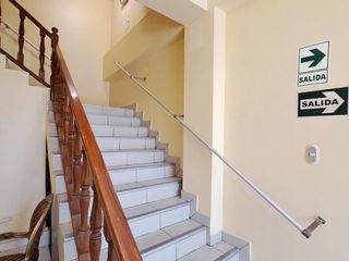Foto 4 de Se Vende Edificio De Cuatro Pisos En Excelente Zona Comercial De 140 M2
